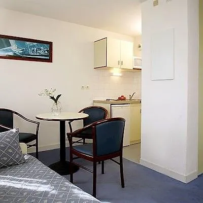 Appart'city Classic Ouest Apartmanhotel 2*